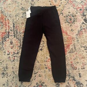 NWT Aritzia Black Sweatpants